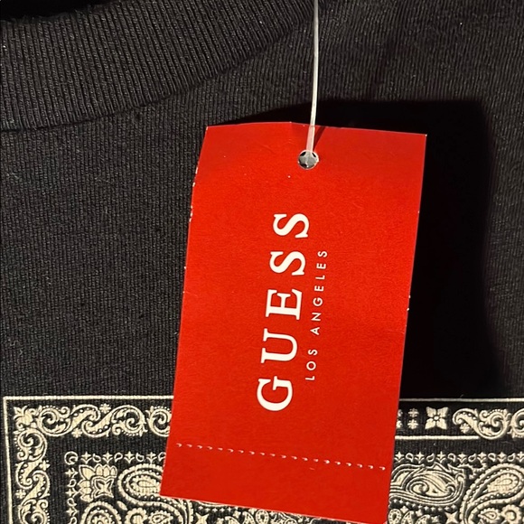 GUESS Black Graphic Men's T-Shirt - Picture 4 of 11